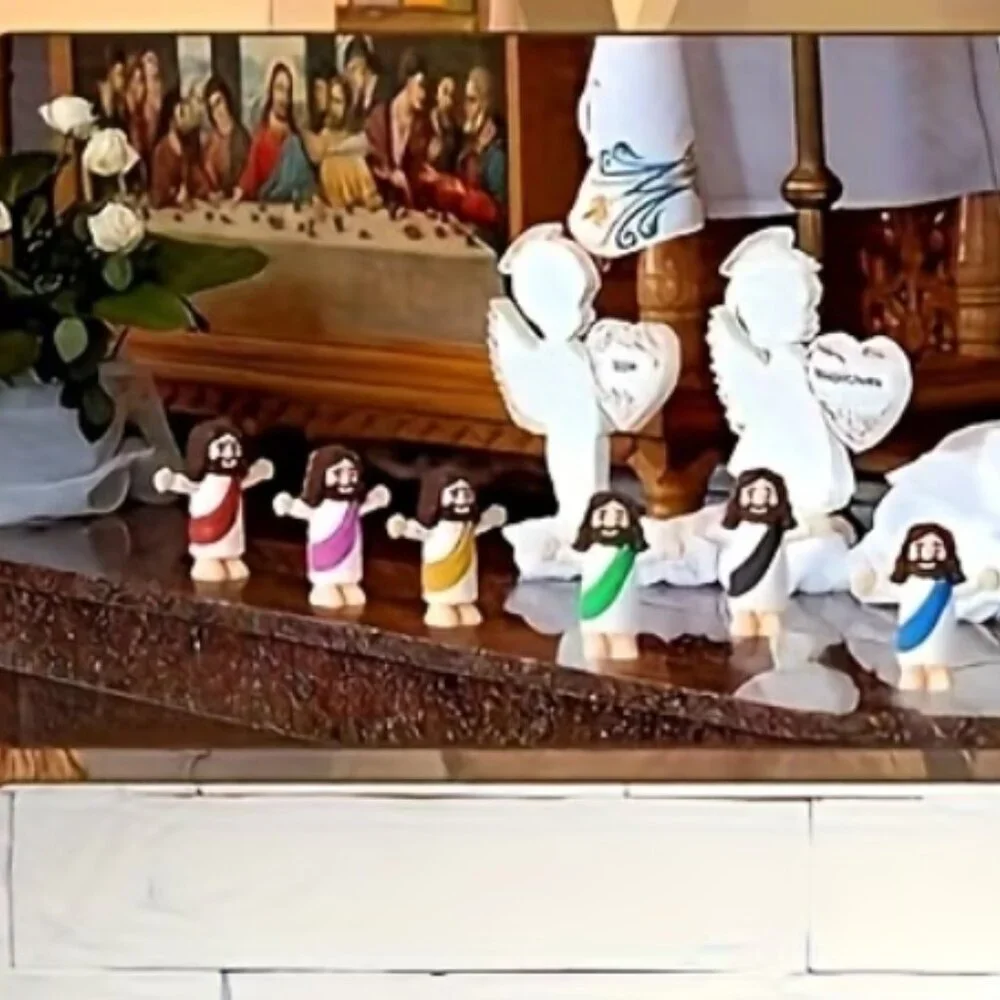 50 Little Jesus Figures Everyone Needs a Little Jesus Easter Gifts Church NWT E